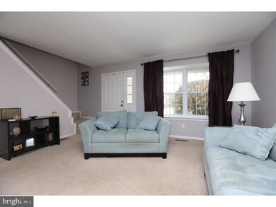 2411 Hillendale Dr, Norristown, PA 19403 - photo 2