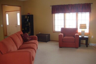 5248 Stoneman Dr, Fitchburg, WI 53711 - photo 4