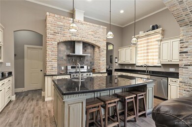 1001 Chrysolite Dr, Weslaco, TX 78596 - photo 4