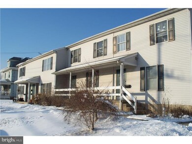 415 W 7th St, Lansdale, PA 19446 - photo 3