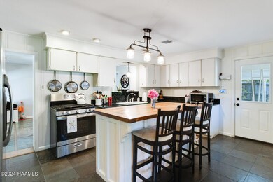 3-web-or-mls-112 Clara Von-1
