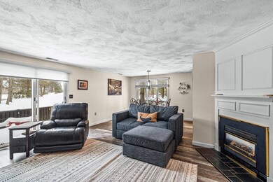 127 Brickett Hill Cir, Haverhill, MA 01830 - photo 6