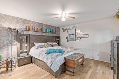 1863 E Vinedo Ln, Tempe, AZ 85284 - photo 5