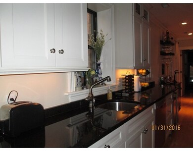 18 Cooper St unit 2, Boston, MA 02113 - photo 5