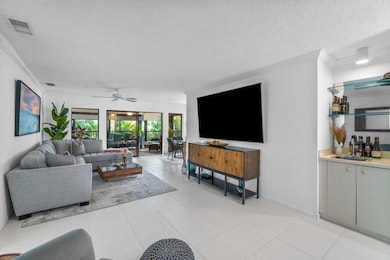 50 Pelican Pointe Dr unit 2050, Delray Beach, FL 33483 - photo 4