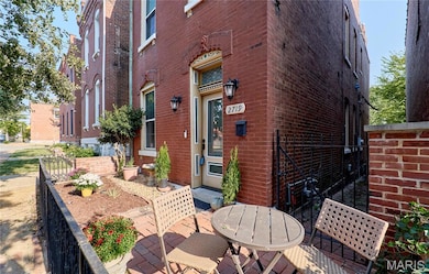 2719 Arsenal St, Saint Louis, MO 63118 - photo 6