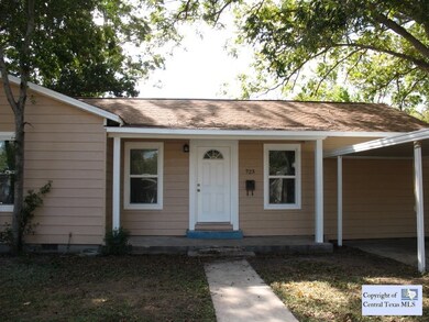 723 Bismark St, Seguin, TX 78155 - photo 2