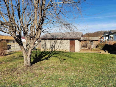 1802 N 21st St, Clarksburg, WV 26301 - photo 7