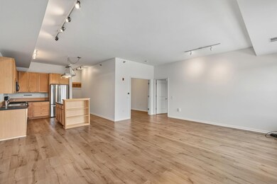 209 8th St E unit 308, Saint Paul, MN 55101 - photo 7