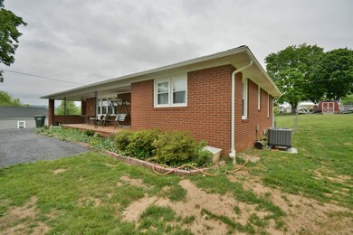 1448 Stuarts Draft Hwy, Stuarts Draft, VA 24477 - photo 2