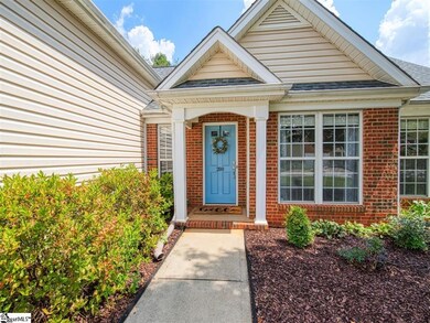 200 Summitbluff Dr, Greenville, SC 29617 - photo 2