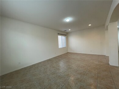 9135 Brilliant Prairie Ct, Las Vegas, NV 89149 - photo 5