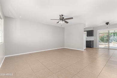 10002 W Audrey Dr, Sun City, AZ 85351 - photo 3