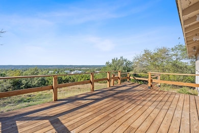 Spacious Deck!