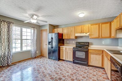 2964 Blue Moon Dr, Columbus, OH 43232 - photo 5