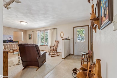 1467 Kentucky Ave, Winfield, IA 52659 - photo 3