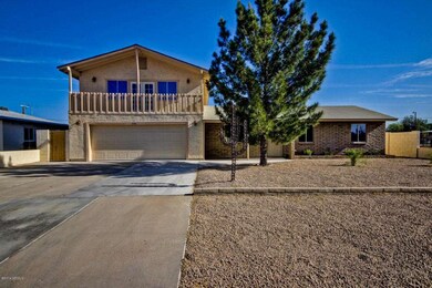 Front View of 2916 E. Campo Bello