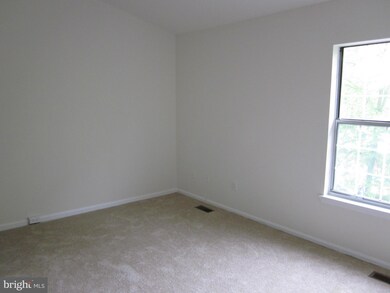 332 Lancaster Square unit 332, Sterling, VA 20164 - photo 7