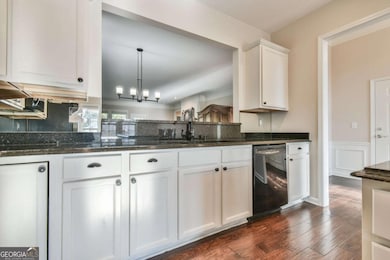 6484 Lantern Ridge, Hoschton, GA 30548 - photo 7