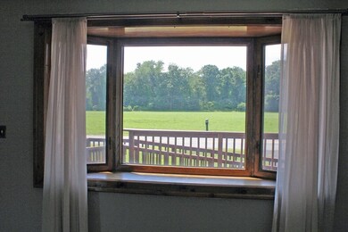 539 Country Club Rd, Greenfield, MA 01301 - photo 5