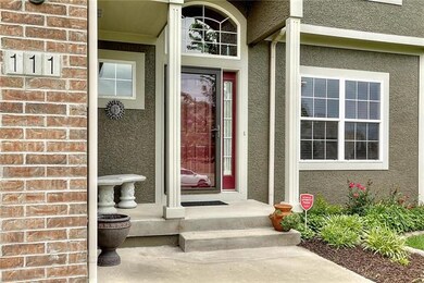 111 S Eastglen Dr, Raymore, MO 64083 - photo 3