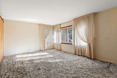 8206 N Octavia Ave, Niles, IL 60714 - photo 4