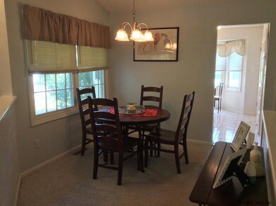 523 Highwood Cir, Albany, NY 12203 - photo 4