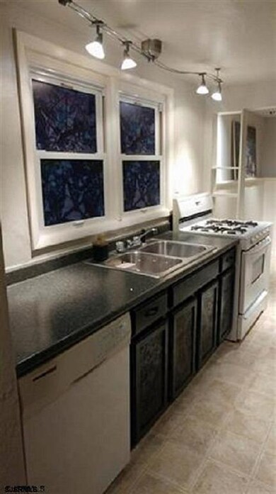 639 8th St, Absecon, NJ 08201 - photo 4