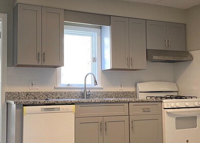 100 Cottage St unit 100, Franklin, MA 02038 - photo 2