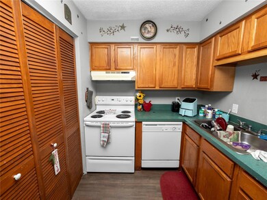 2021 Lake Buckeye Rd, Winter Haven, FL 33881 - photo 5