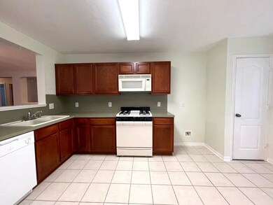 29551 S Legends Bend Dr, Spring, TX 77386 - photo 5