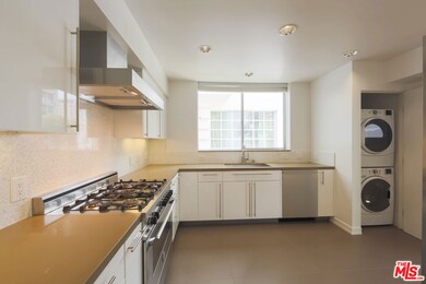10366 Wilshire Blvd unit 201, Los Angeles, CA 90024 - photo 3