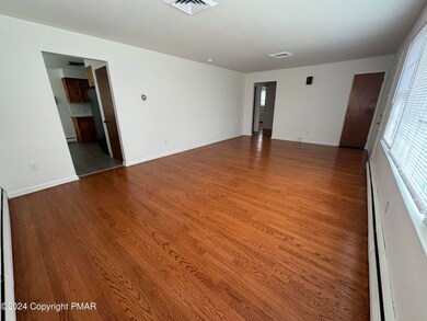 3010 S 5th Ave, Whitehall, PA 18052 - photo 5