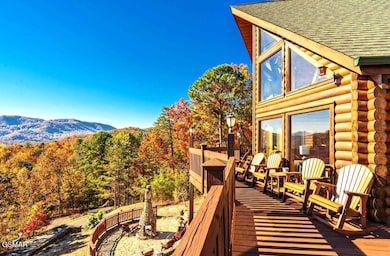 2748/2738 Cats Paw Ln, Sevierville, TN 37862 - photo 2