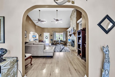 3467 Buckhorn Dr, Crestview, FL 32539 - photo 4