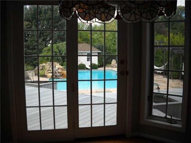 Swimming Pool/Hot Tub/Sauna