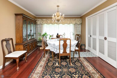 Formal Dining