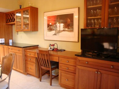 Additional cabinets & workspace in kit.