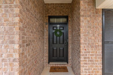 6-web-or-mls-4866 Leyland Ln Exterior-6