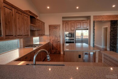 20870 Golden Gate Place, Bend, OR 97702 - photo 7