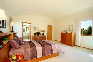 unlisted-address, Mercer Island, WA 98040 - photo 6