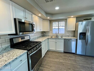 6402 W Monte Vista Rd, Phoenix, AZ 85035 - photo 7