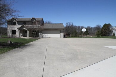 9925 Wheelock Rd, Fort Wayne, IN 46835 - photo 2