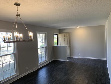 Dinning room looking back to the front door