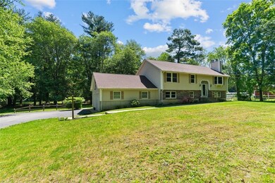 2002 Providence Pike, North Smithfield, RI 02896 - photo 2