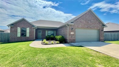 740 Captain Hopkins St, Prairie Grove, AR 72753 - photo 3