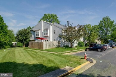 14015A Grumble Jones Ct, Centreville, VA 20121 - photo 4