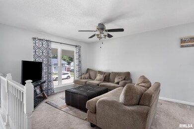 1761 W 54th St, Davenport, IA 52806 - photo 2