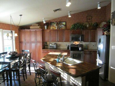 4-Kitchen 3_1024x768