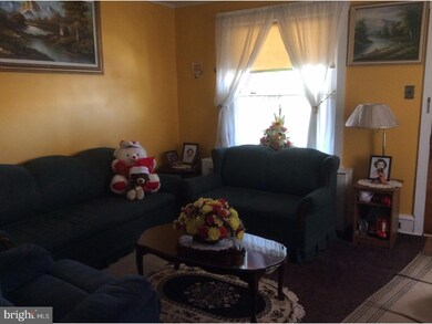 323 N Brobst St, Reading, PA 19607 - photo 3